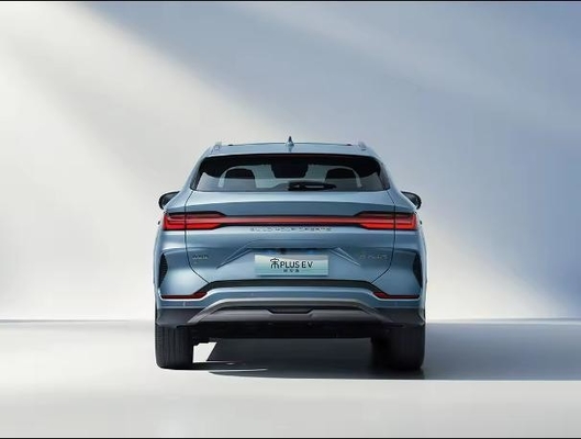 Byd Song Plus EV Electric Car 's Top EV Car with 520km Range and 175km/h Maximum Speed