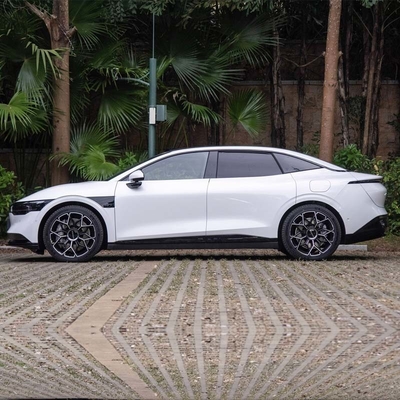 2024 EV Two Wheel Drive Newly Launched Passenger Auto Pure Electric Sedan Car Zeekr 007