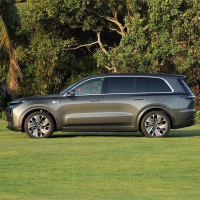 L9 Ultra-Long Life Battery Range-Extended Electric SUV EV Car by CLTC 5218*1998*1800