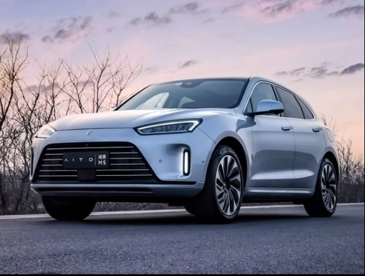 Customized Exterior Color Huanyu Auto Midsize SUV M5 Phev All Wheel Drive Smart Car