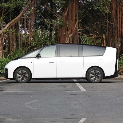 710km Comprehensive Range Gray Automatic Electric MPV 4 Wheel Vehicle for Lixiang Mega
