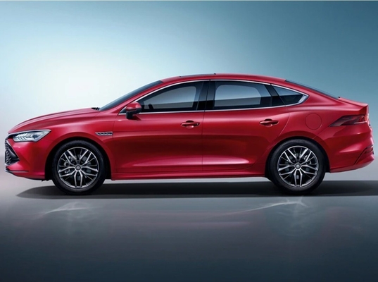 Reversing Camera Byd Qin Plus Dm-I Red EV Car Made in with 55/120km Range and Energy